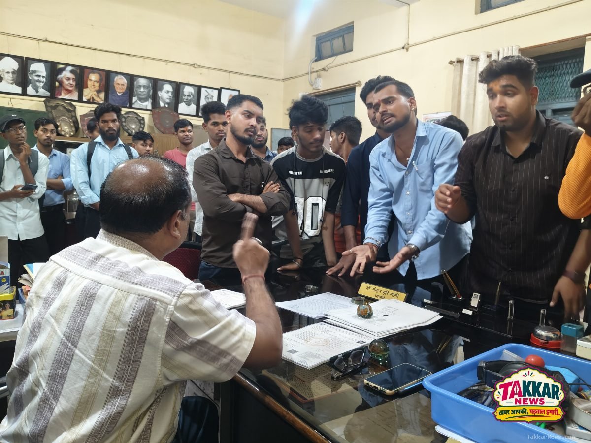 रायगढ़ पॉलिटेक्निक हॉस्टल की बदहाली पर फूटा छात्रों का गुस्सा: प्रशासन की फटकार बेअसर, एबीवीपी का आर-पार का एलान..